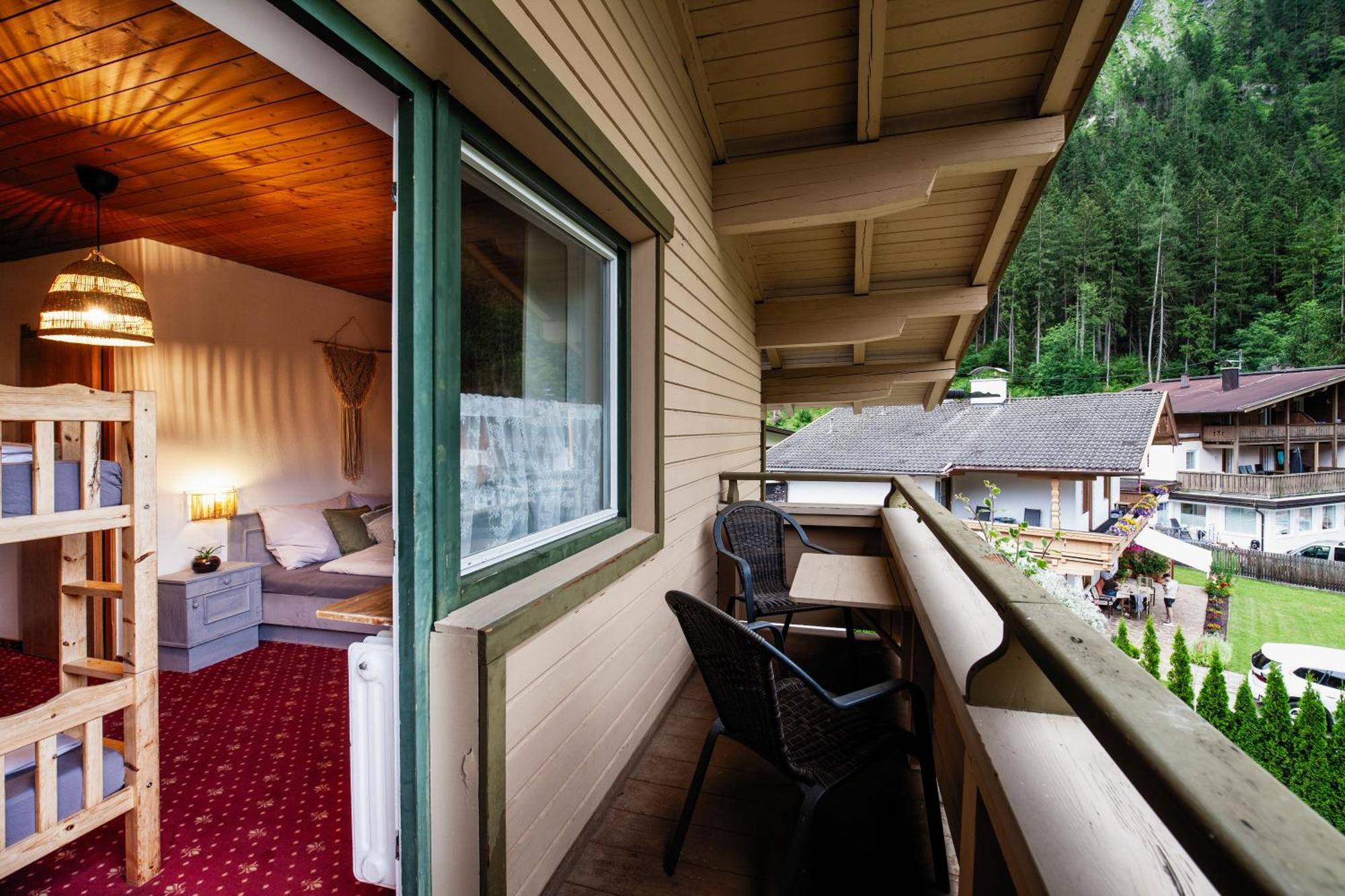Pinetree Lodge Майрхофен Экстерьер фото