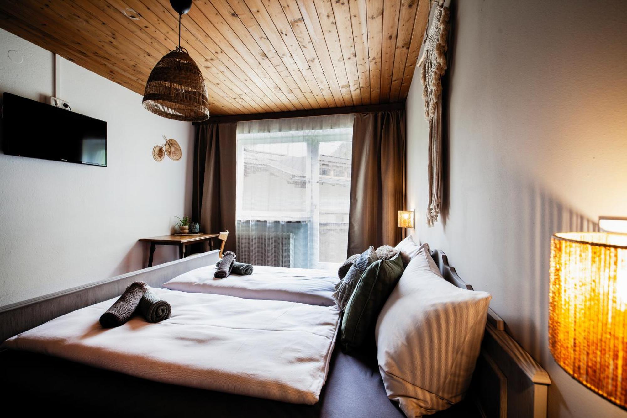 Pinetree Lodge Майрхофен Экстерьер фото